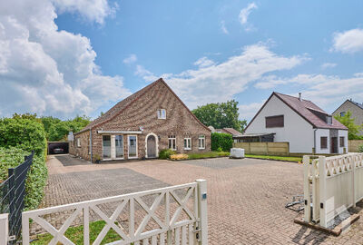 Gebouw voor gemengd gebruik te koop in Hechtel-Eksel