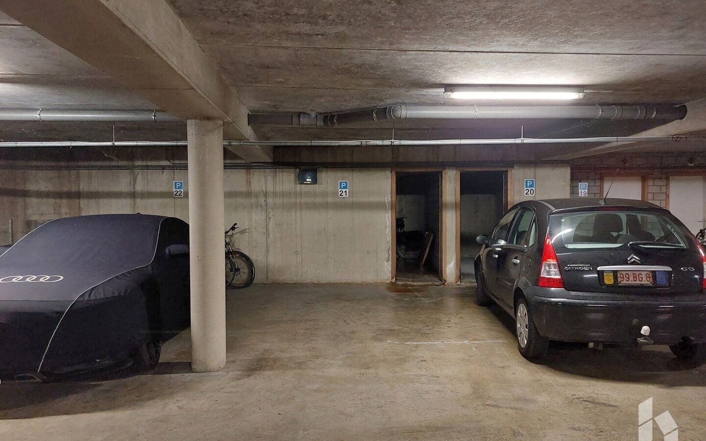 Binnenstaanplaats te huur in Lommel