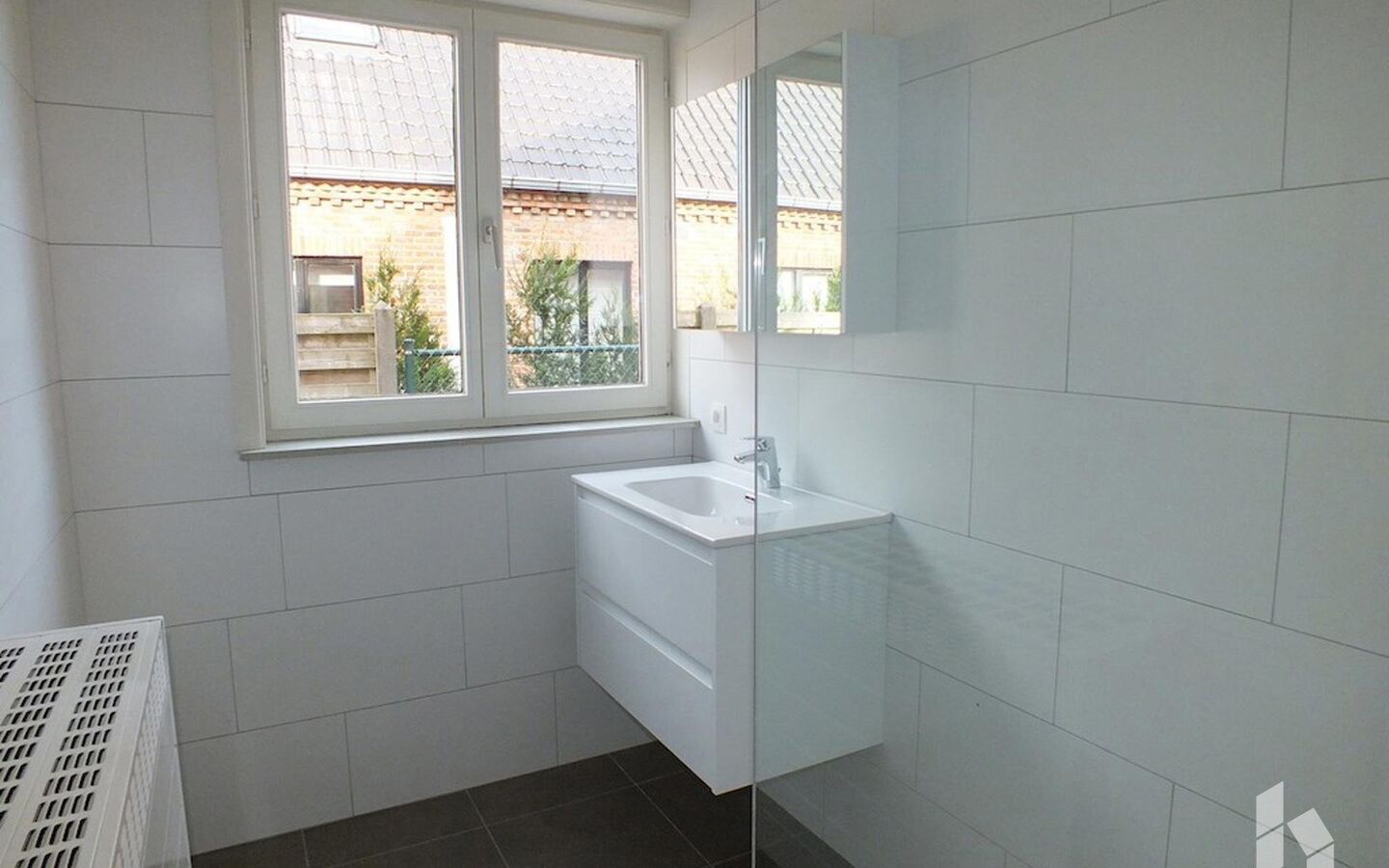 3746003605000001505/3093321