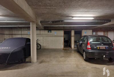 Binnenstaanplaats te huur in Lommel